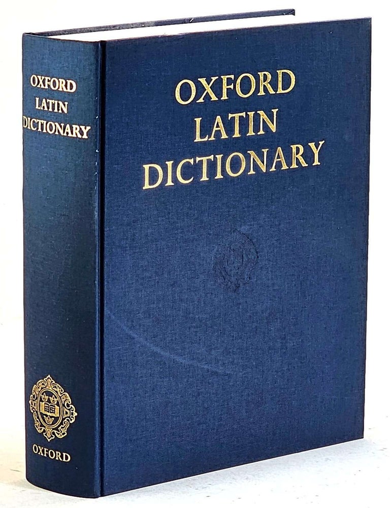 Item #106607 Oxford Latin Dictionary. P. G W. Glare.